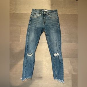 Zara raw hem jeans | Size US 2